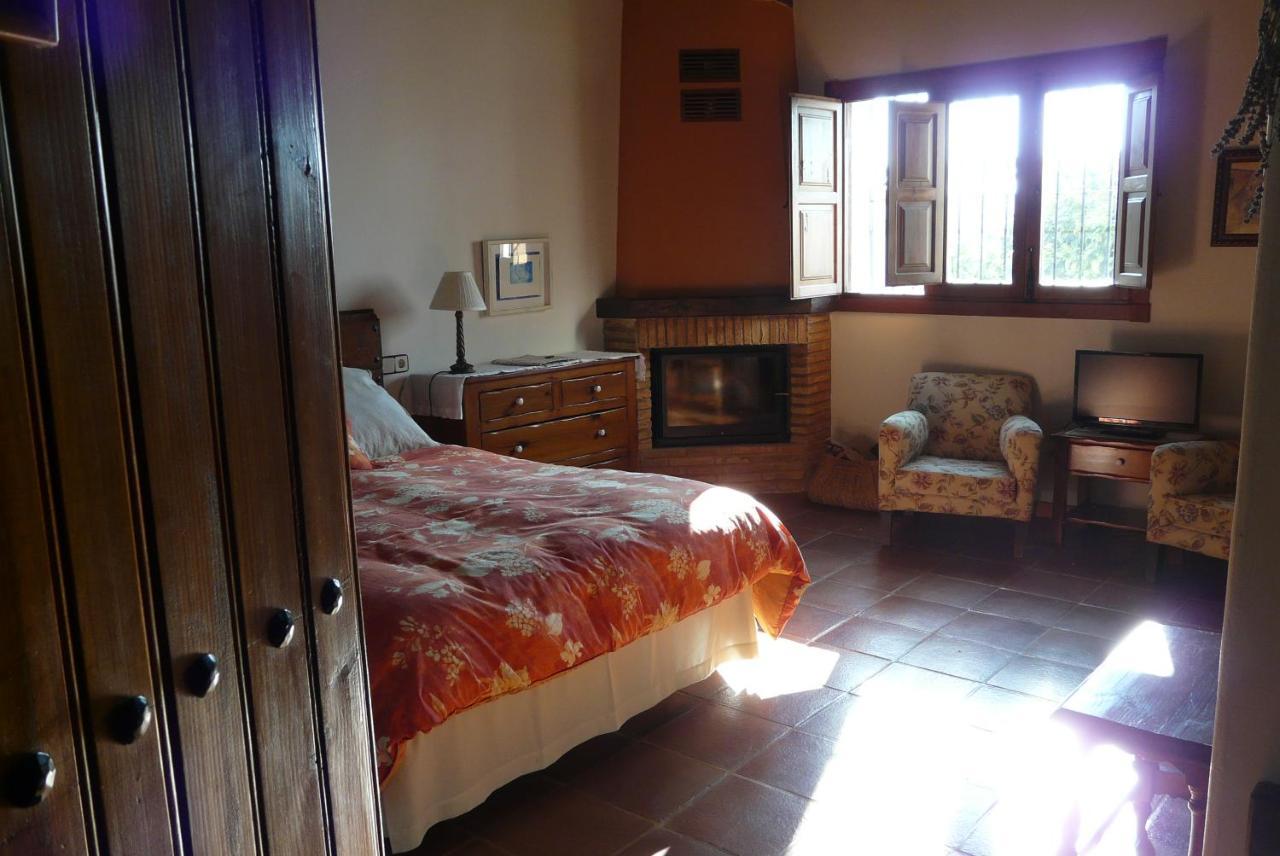 Palacio Viejo De Las Corchuelas Torrejón el Rubio Zewnętrze zdjęcie