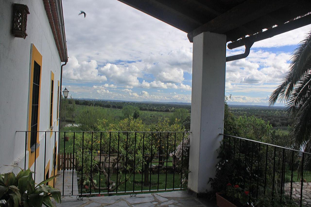Palacio Viejo De Las Corchuelas Torrejón el Rubio Zewnętrze zdjęcie